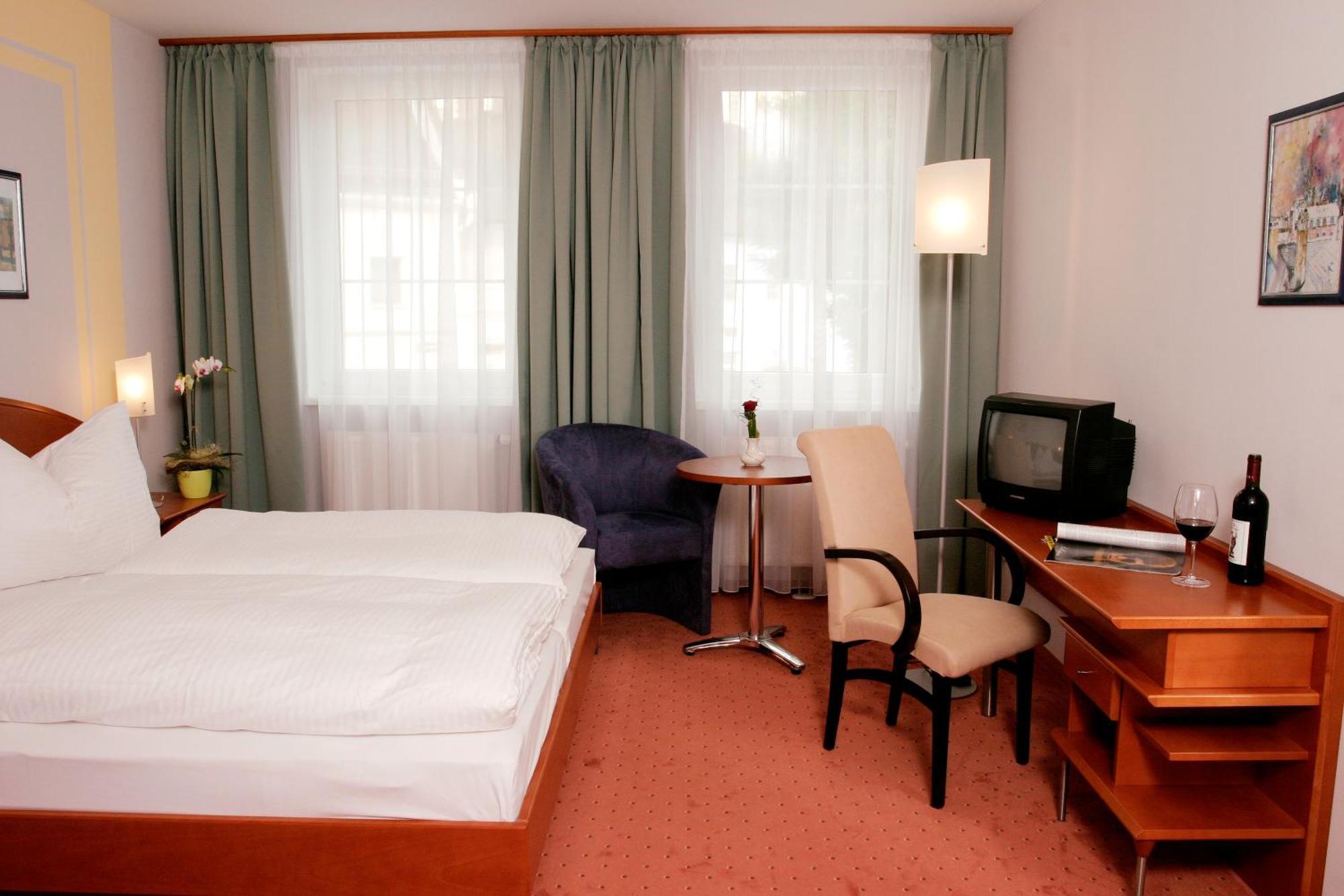 Hotel Florianerhof Markt Sankt Florian Exteriör bild